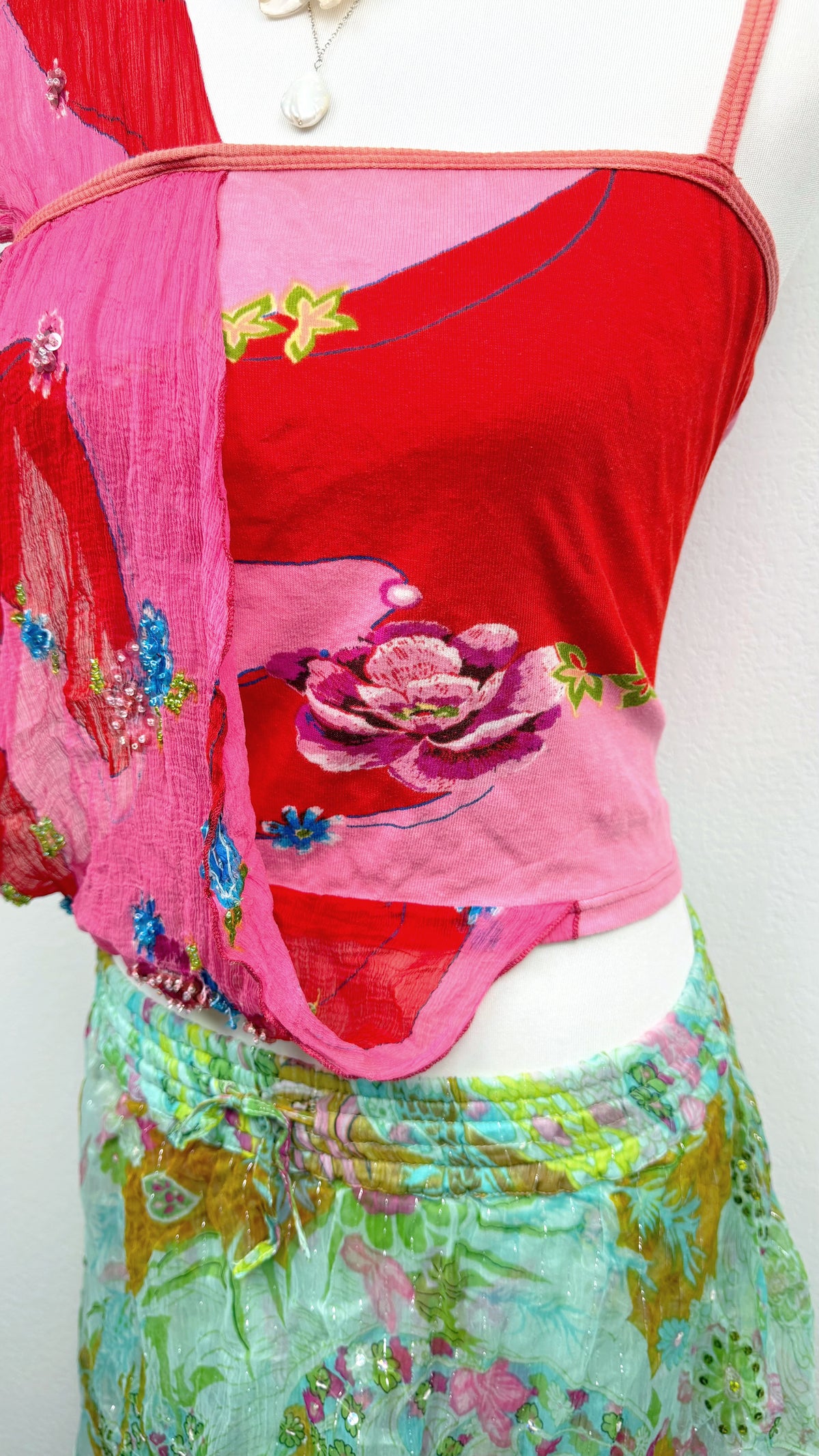 The Rosy Daydream Derhy Top