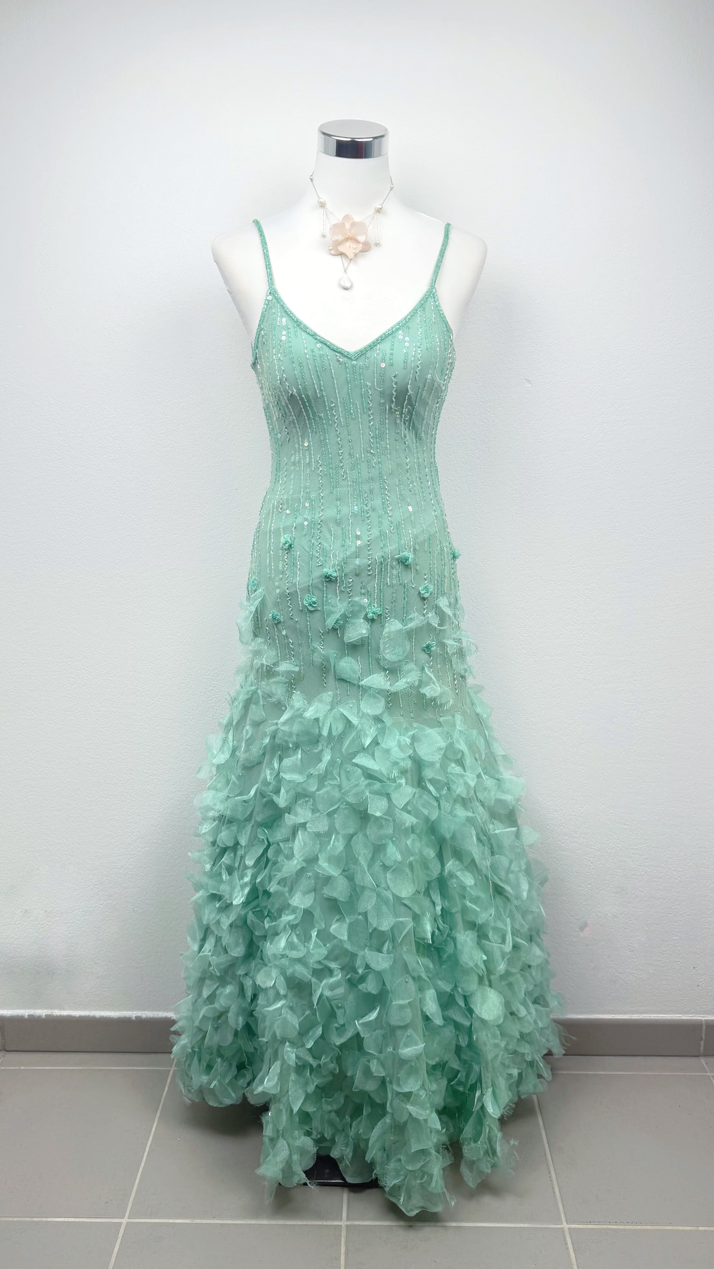 RARE Bop to the Top Dress