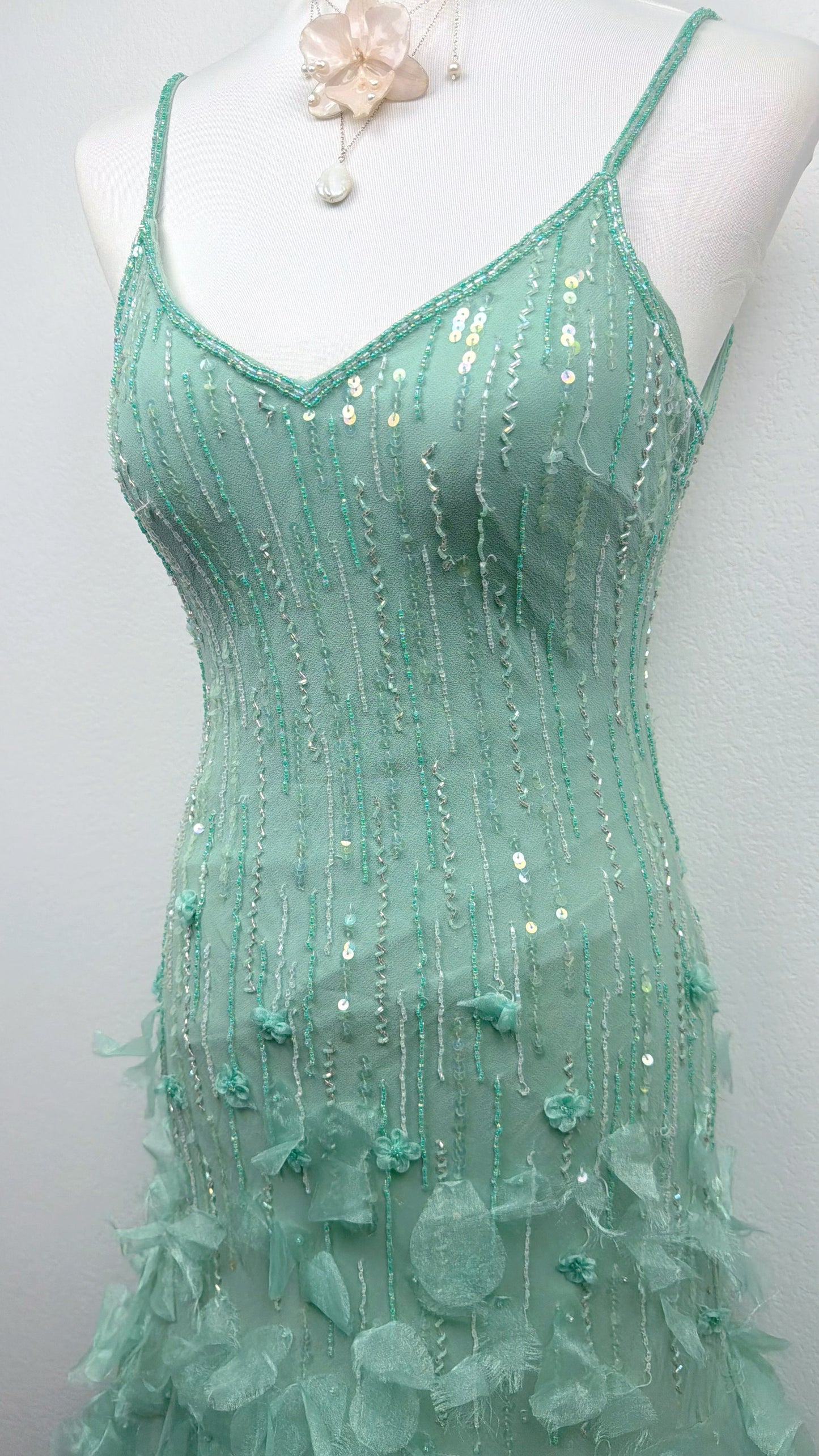 RARE Bop to the Top Dress