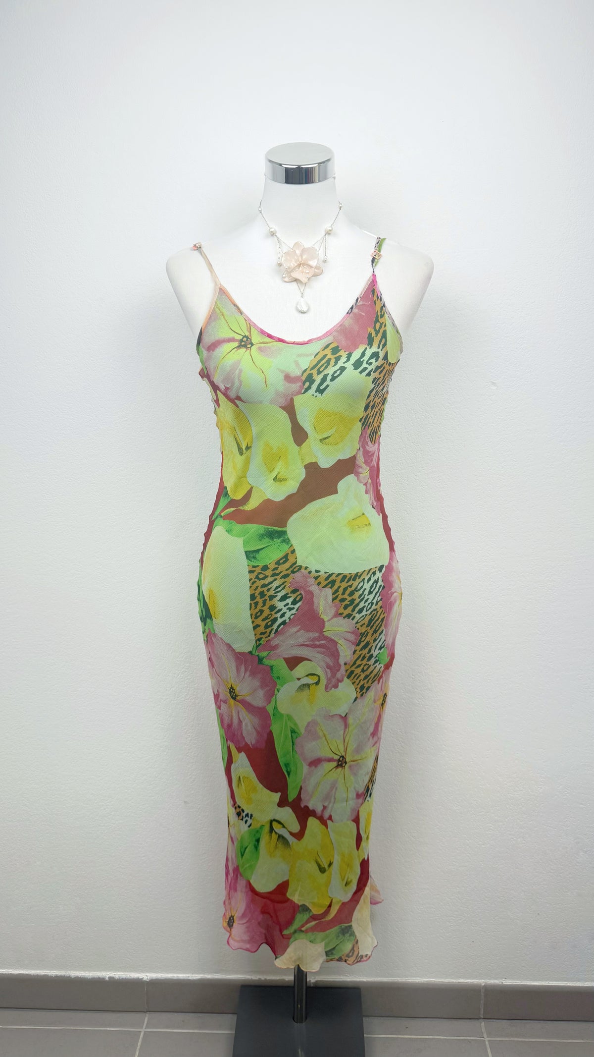 The Wild Orchid Italian Silk