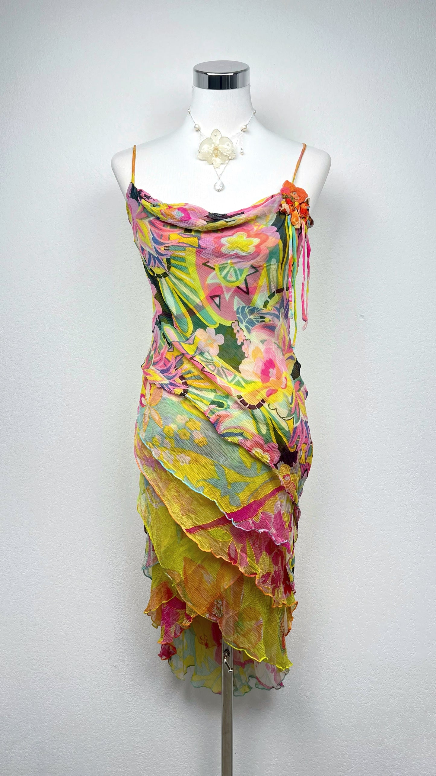 Sunlit Carnival Muse Derhy