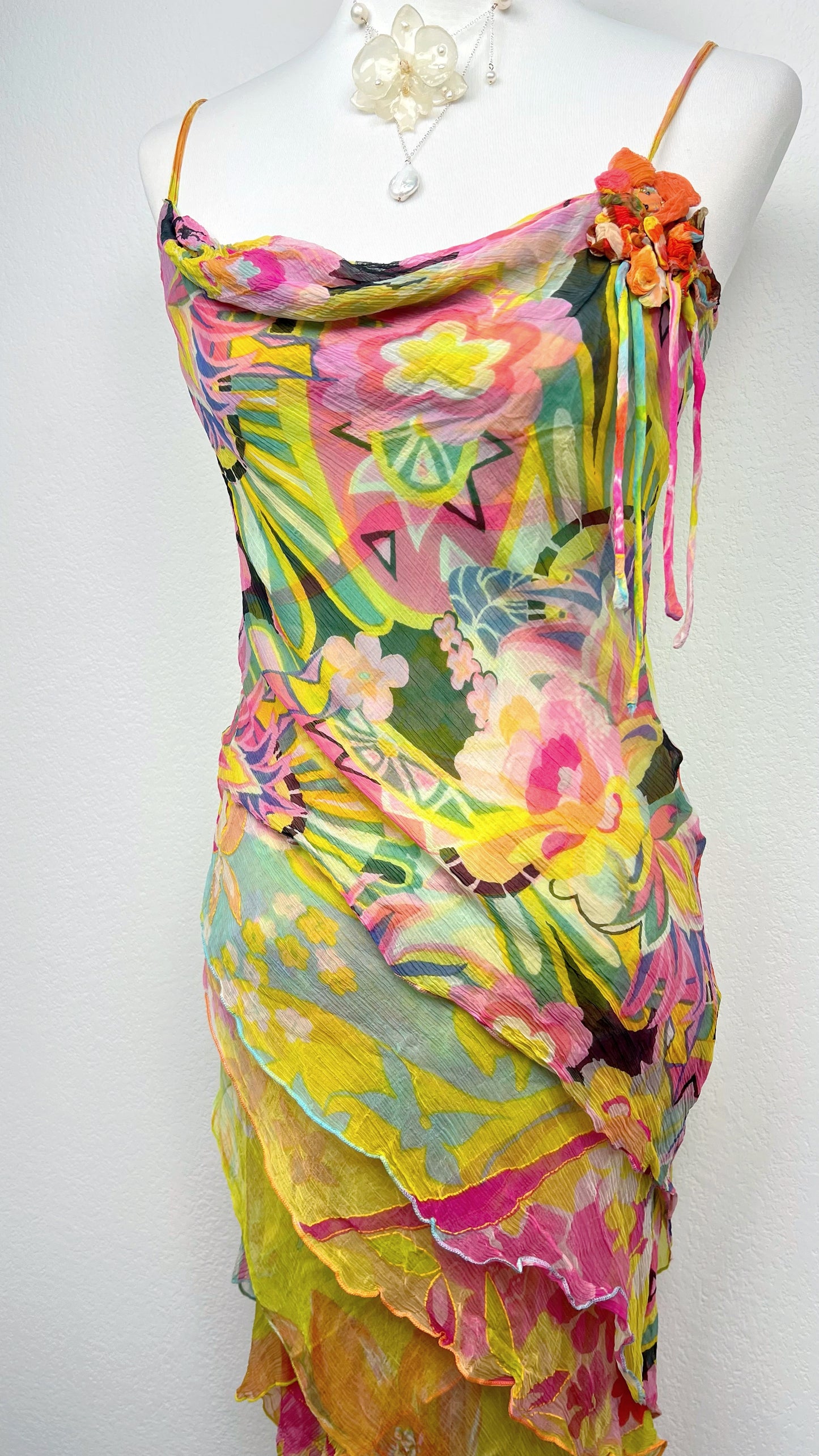 Sunlit Carnival Muse Derhy