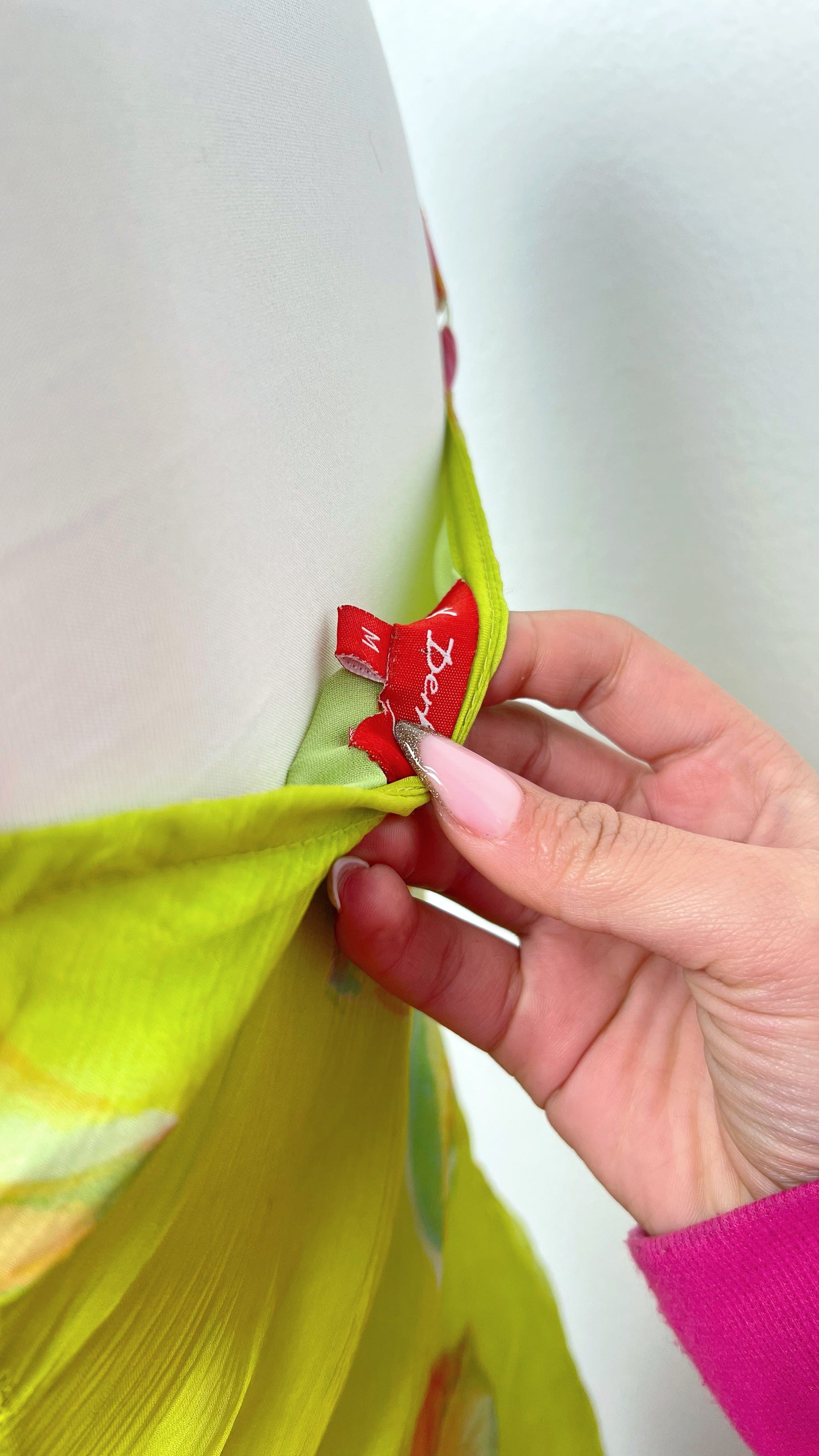 Sunlit Carnival Muse Derhy