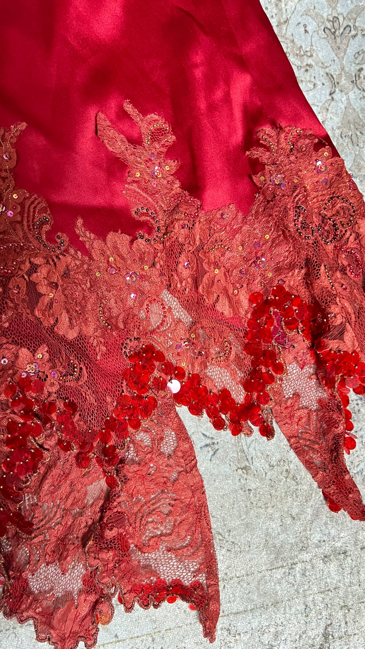 Mandalay RARE Crimson Lace Heirloom