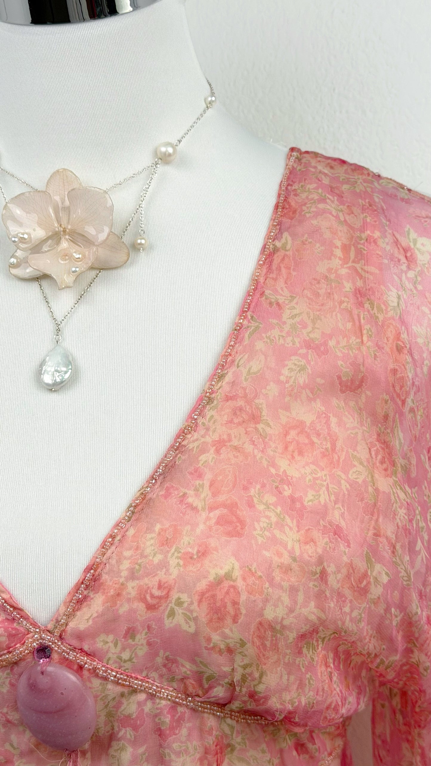 RARE Morgan de Toi Roséa Whisper Blouse