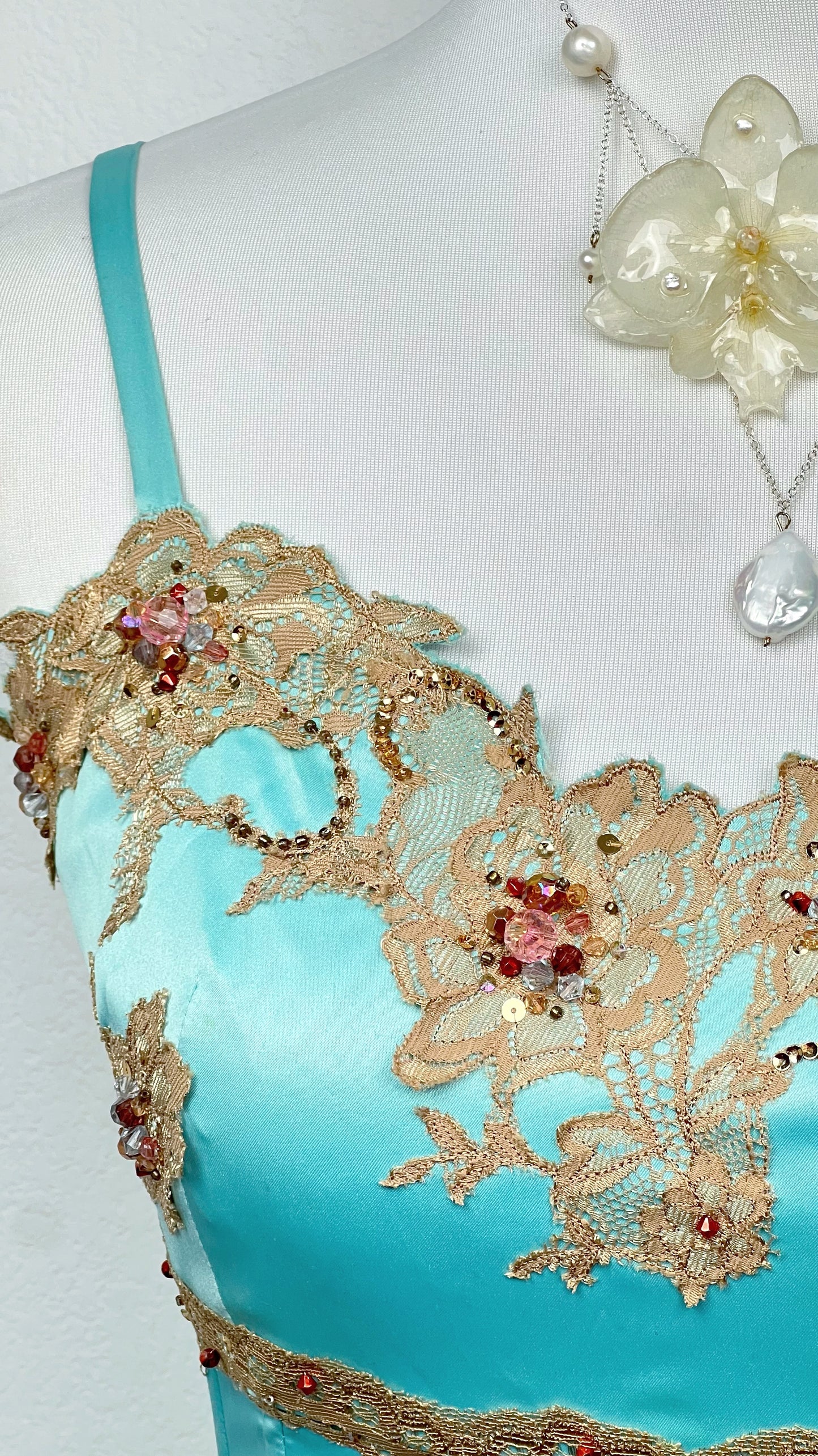 Mandalay RARE Aqua Oracle Top